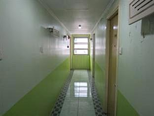 New Wave Vines Hotel Seri Kembangan Kültér fotó